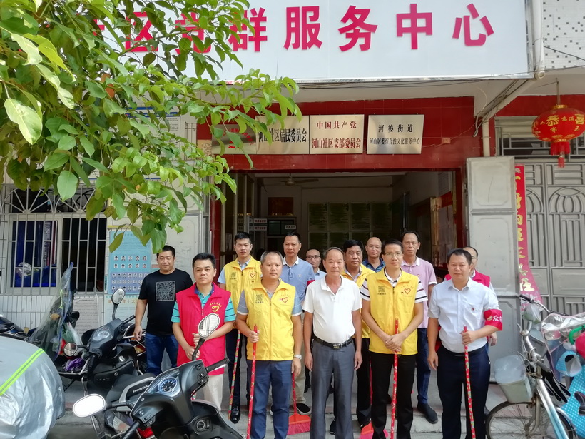 在職黨員回社區(qū)服務 不妨從小事做起