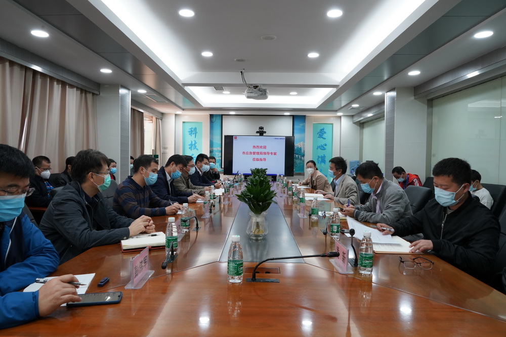 廣州市應(yīng)急局危險(xiǎn)化學(xué)品安全監(jiān)管處陳華康處長(zhǎng)一行到白云山制藥總廠調(diào)研