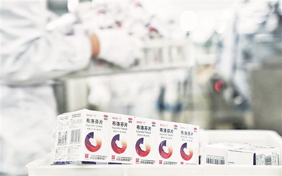 老藥走紅、急用藥復(fù)產(chǎn)、新藥上陣…… 廣藥集團(tuán)多措并舉全力穩(wěn)產(chǎn)保供！